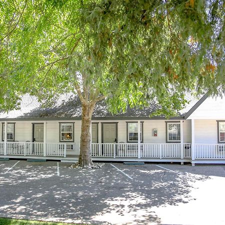 Sierra Mountain Inn グラスバレー エクステリア 写真