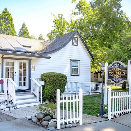 Sierra Mountain Inn グラスバレー エクステリア 写真