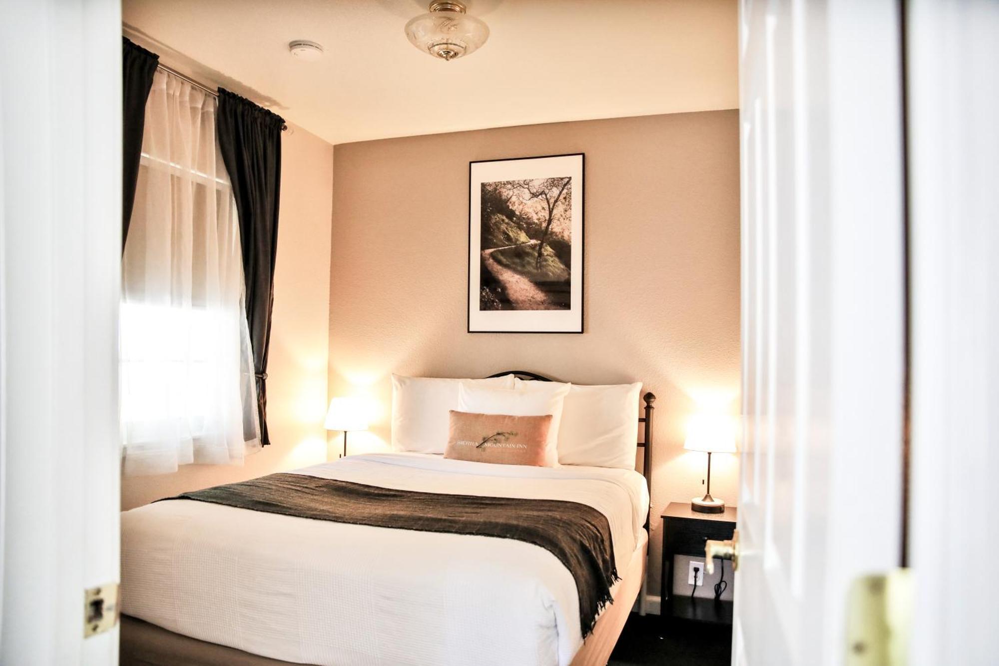 Sierra Mountain Inn グラスバレー エクステリア 写真