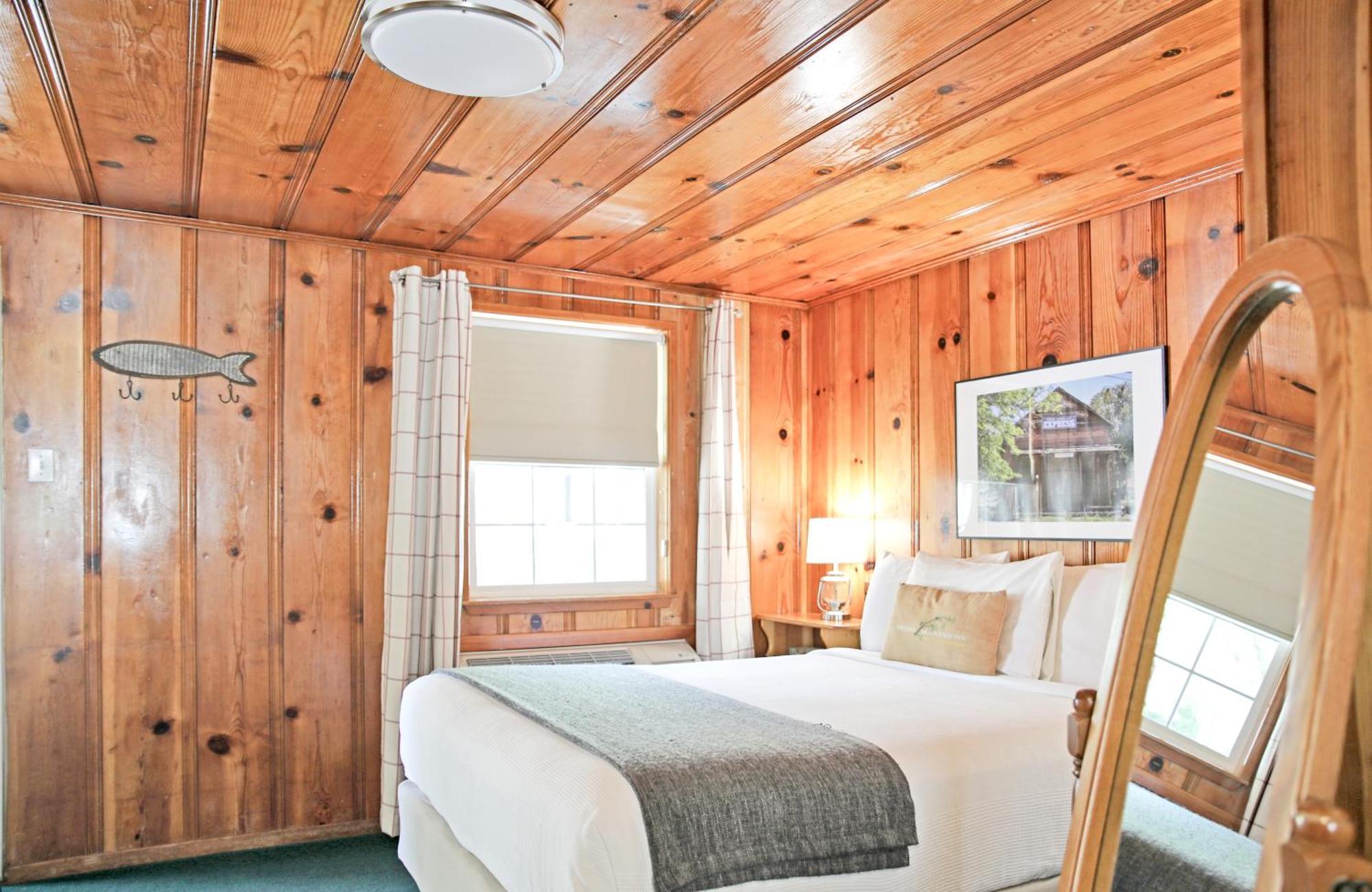 Sierra Mountain Inn グラスバレー エクステリア 写真