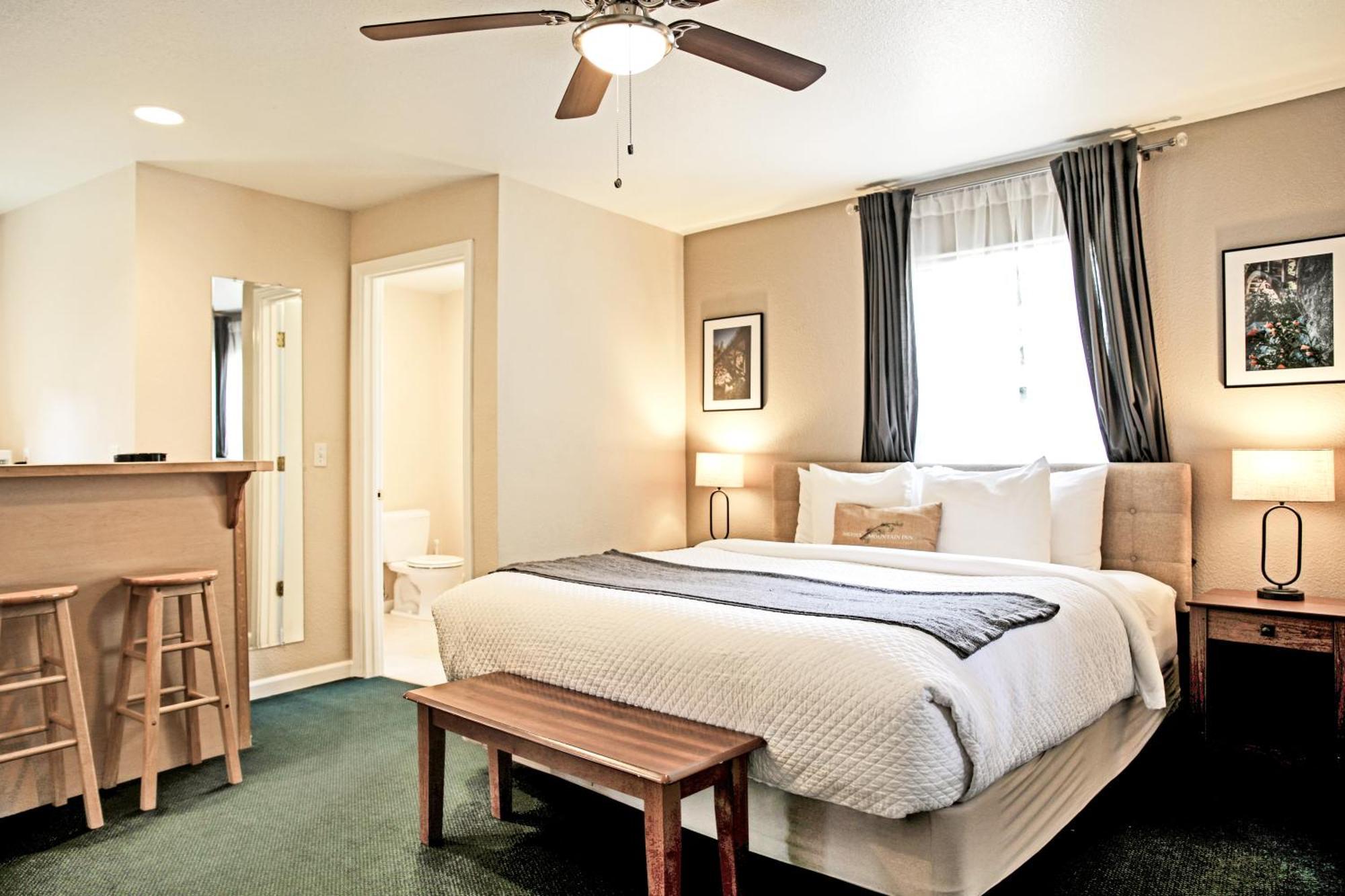 Sierra Mountain Inn グラスバレー エクステリア 写真