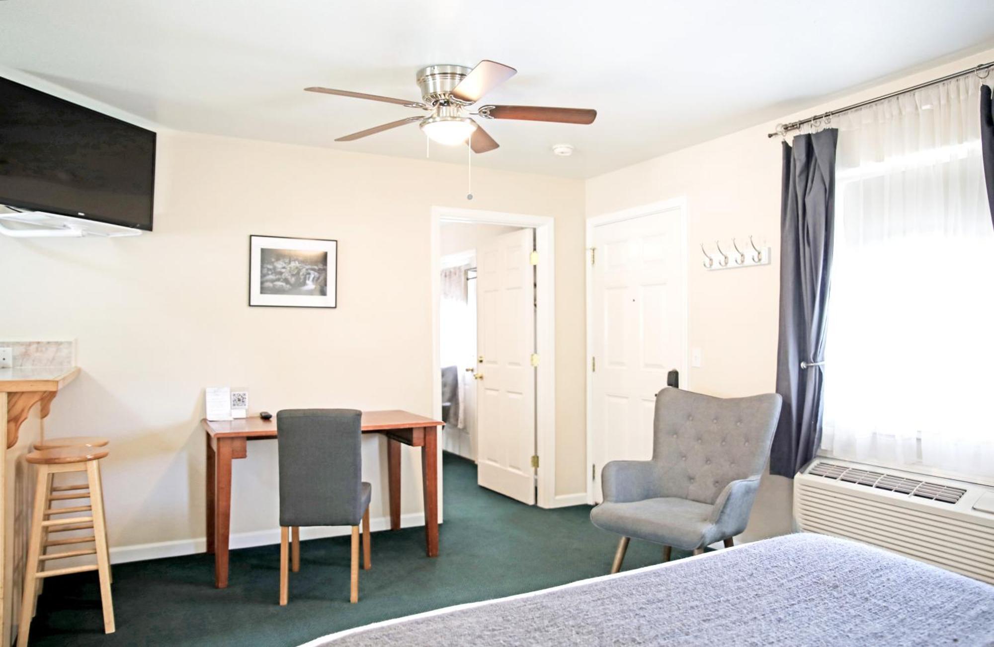 Sierra Mountain Inn グラスバレー エクステリア 写真